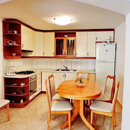Ana Rudici Apartmán *