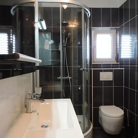 Ana Rudici Apartman Ražanac